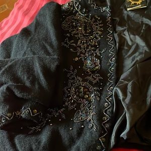 Vintage looking sweater